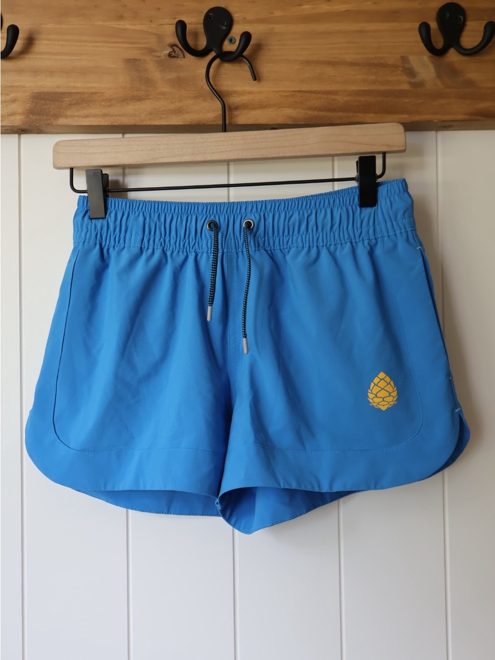 Stio Blue Athletic Shorts with Yellow Logo Sz XS Jackson Hole